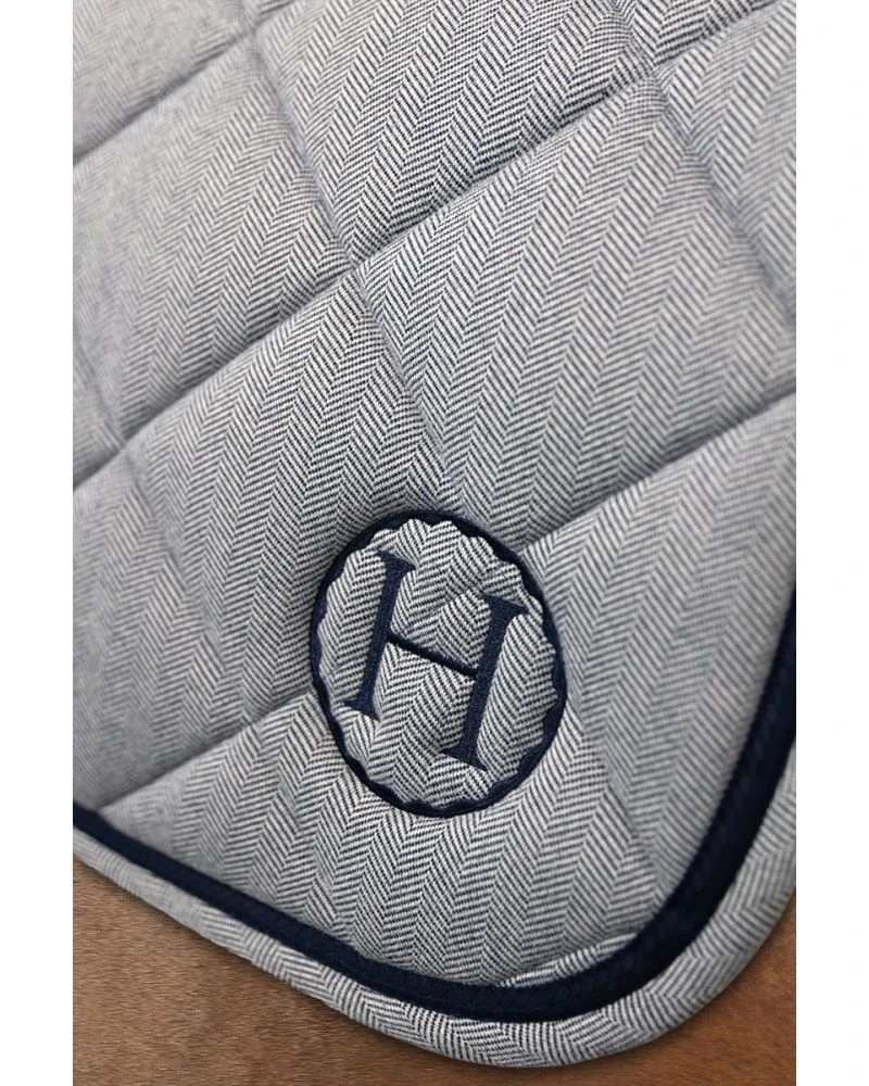 HARCOUR Charma Tapis de selle - Chevrons Marine JUMPING