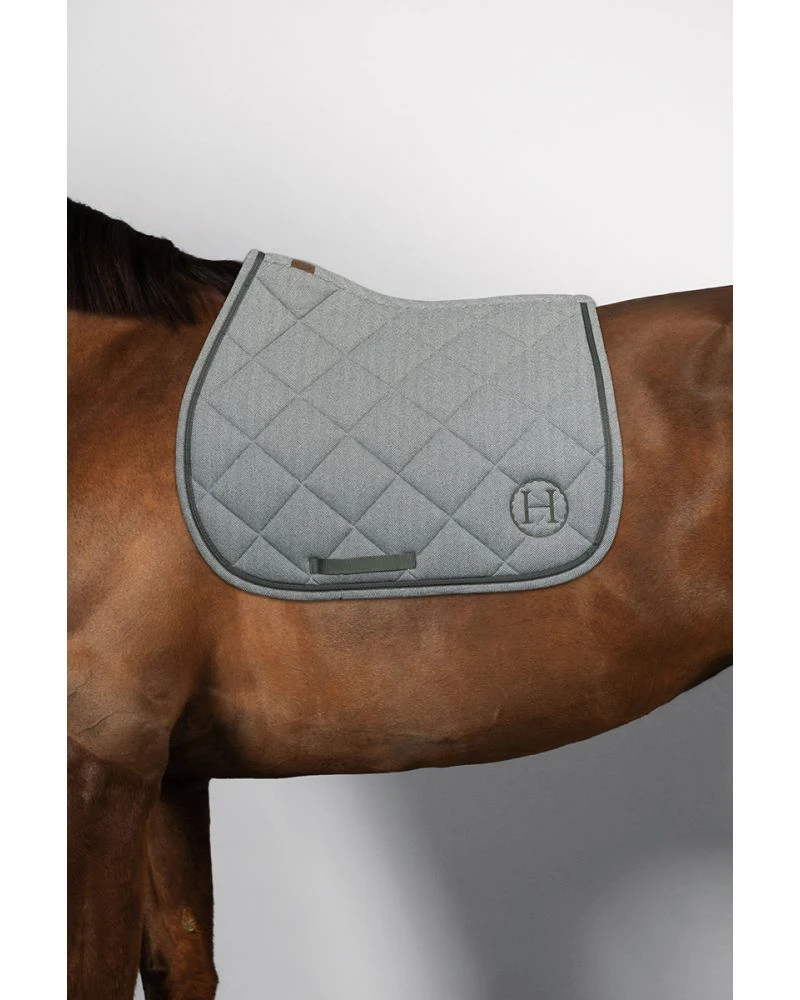 HARCOUR Charma Tapis de selle - Chevrons Trefle Jumping